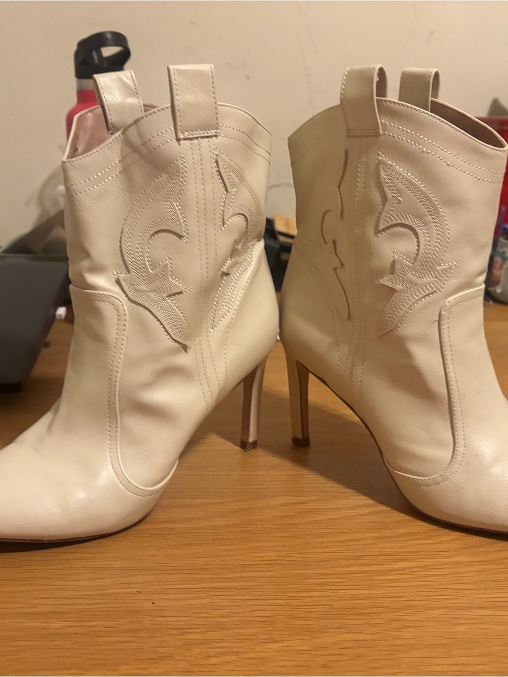 Women's Cream Western-Style High Heel Ankle Boots